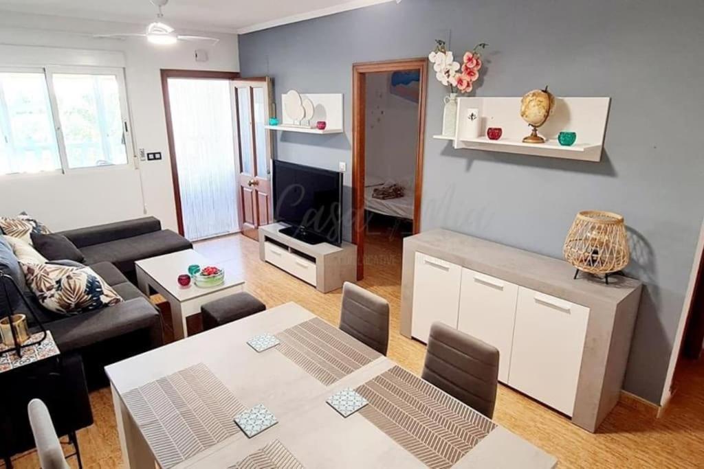 Agreable Appartement Avec Piscine Commune San Pedro del Pinatar Buitenkant foto