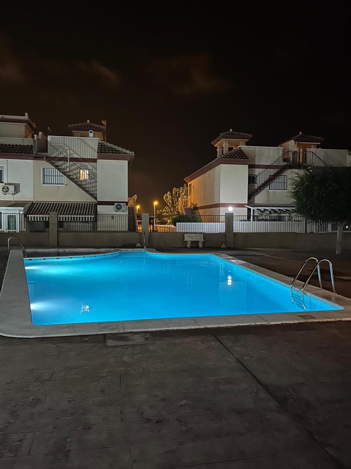 Agreable Appartement Avec Piscine Commune San Pedro del Pinatar Buitenkant foto